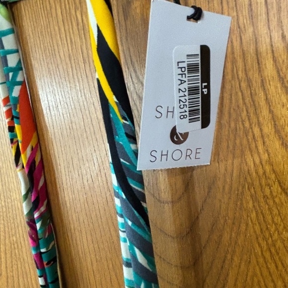 Tropical Print Bikini Top - Picture 6 of 6